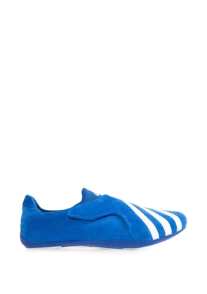 adidas x Pharrell Williams Yoga Vario touch-strap sneakers - Blue
