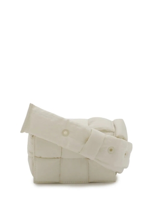 Bottega Veneta Pre-Owned 2012-2026 Candy Nylon Intrecciato Padded Tech Cassette crossbody bag - White