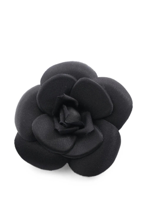CHANEL Pre-Owned 1986-1988 Camellia brooch - Black