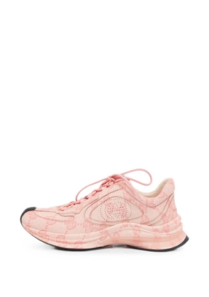 Gucci Pre-Owned logo-print sneakers - Pink