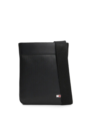 Tommy Hilfiger logo-patch ribbed messenger bag - Black