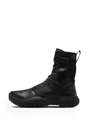 Nike SFB Air Field Ukiah 8 hi-top sneakers - Black