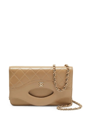 CHANEL Pre-Owned 31 quilted cross body bag - Neutrals