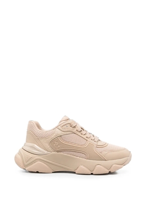 GUESS USA logo-embossed leather sneakers - Neutrals