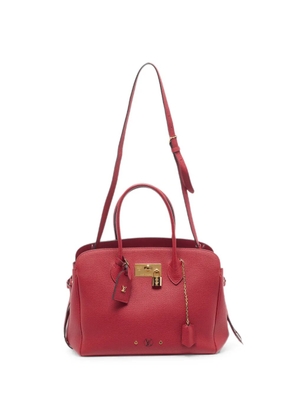 Louis Vuitton Pre-Owned 2018 MM Milla grained-leather tote bag - Red