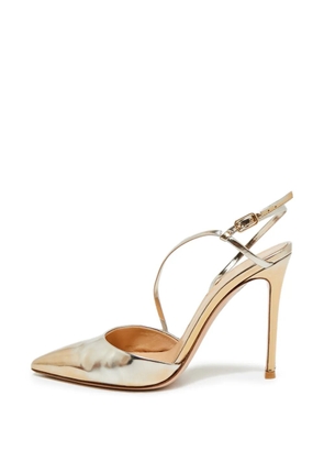 Gianvito Rossi pointed-toe slingback-strap pumps - Silver