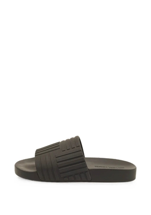 Bottega Veneta Pre-Owned logo-embossed slides - Black