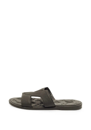 Louis Vuitton Pre-Owned Oasis leather slides - Black