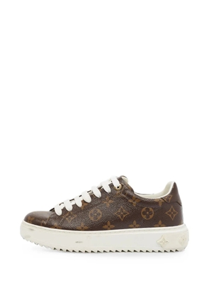Louis Vuitton Pre-Owned Time Out monogram sneakers - Brown