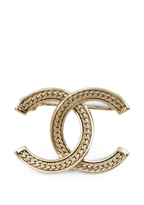 CHANEL Pre-Owned Interlocking CC brooch - Gold
