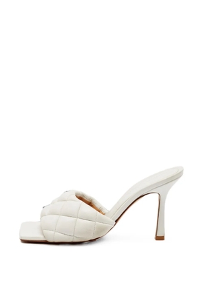 Bottega Veneta Pre-Owned Lido quilted heeled sandals - White