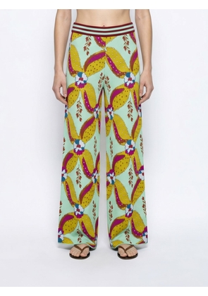 Paula Pants woman