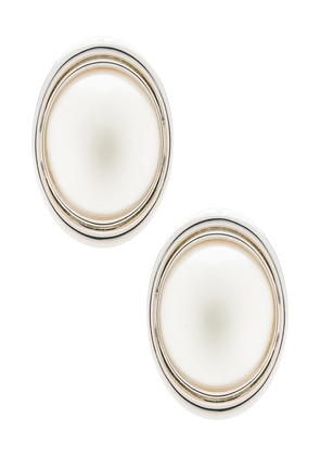 retrofete Sanaa Earring in Metallic Silver.