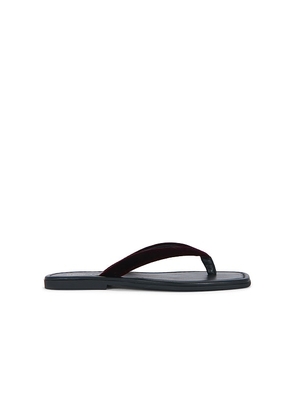 Veronica Beard Clea 2 Flip Flop in Burgundy. Size 6. Also in 7, 8, 9, 10.