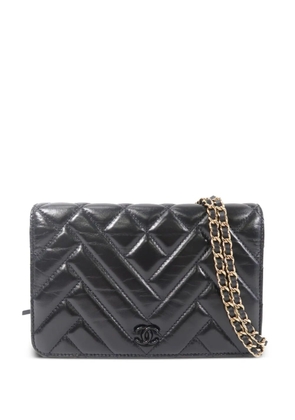 CHANEL Pre-Owned quilted CC chain wallet - Black