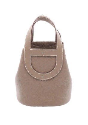 Hermès Pre-Owned 2023 Clemence and Swift In The Loop 18 handbag - Brown