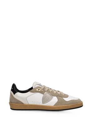 Philippe Model Paris logo-patch panelled sneakers - White