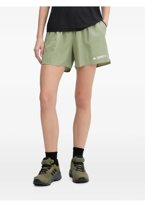 adidas logo-print performance shorts - Green