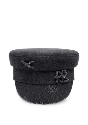 Ruslan Baginskiy distressed monogram-embroidery baker hat - Black