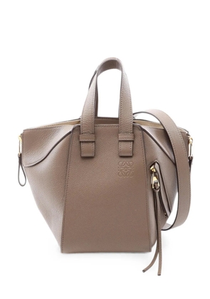 Loewe Pre-Owned Hammock compact handbag - Brown