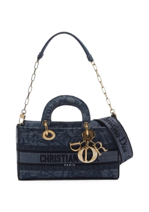 Christian Dior Pre-Owned 2023 medium Lady D-Joy embroidered tote bag - Blue