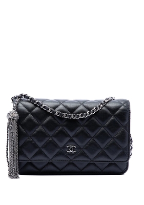 CHANEL Pre-Owned 2018-2019 CC Quilted Aged Calfskin Tassel Wallet On Chain crossbody bag - Black