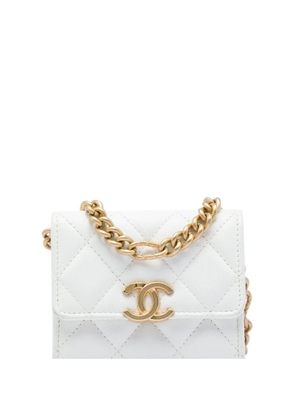 CHANEL Pre-Owned 2021 Quilted Caviar Card Holder on Chain crossbody bag - White