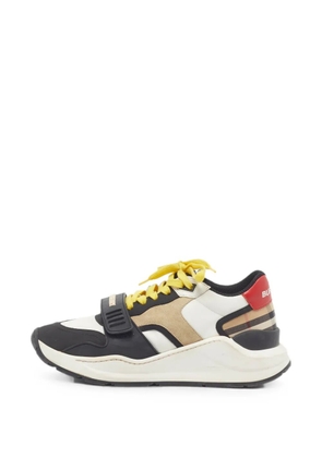 Burberry Pre-Owned Ramsey touch-strap sneakers - White