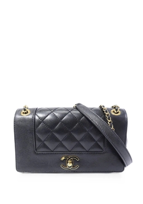 CHANEL Pre-Owned CC turn-lock shoulder bag - Black