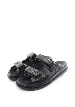 CHANEL Pre-Owned 1986-1988 Coco Mark quilted sandals - Black
