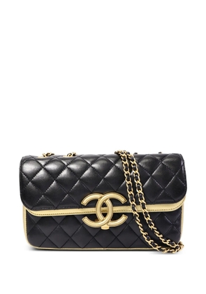 CHANEL Pre-Owned interlocking-CC shoulder bag - Black