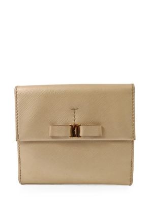 Ferragamo Pre-Owned Vara bow wallet - Neutrals