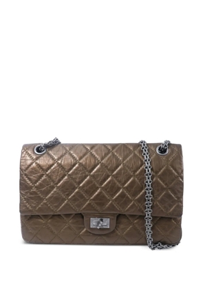 CHANEL Pre-Owned medium 2.55 diamond-quilted shoulder bag - Brown