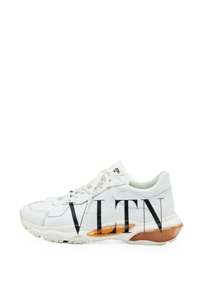 Valentino Garavani Pre-Owned VLTN Bounce leather sneakers - White