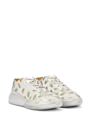 Stella McCartney strawberry print sneakers - Silver