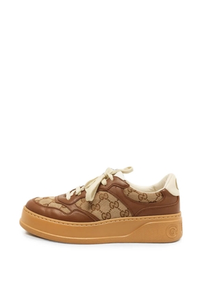 Gucci Pre-Owned Chunky B GG Supreme low-top sneakers - Brown