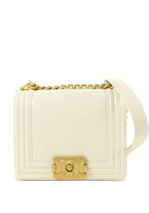 CHANEL Pre-Owned mini Boy chain shoulder bag - White