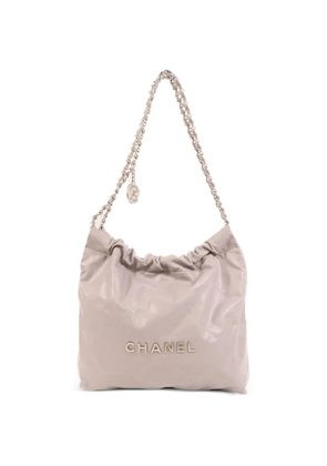 CHANEL Pre-Owned small 22 diamond-quilted bucket bag - Grey