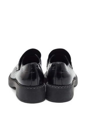 Prada Pre-Owned logo-plaque loafers - Black