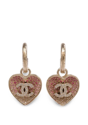 CHANEL Pre-Owned CC heart earrings - Gold