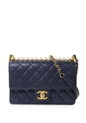CHANEL Pre-Owned CC turn-lock quilted shoulder bag - Blue