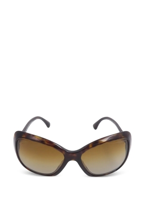 CHANEL Pre-Owned CC pearl-embellished sunglasses - Brown