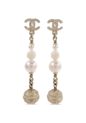 CHANEL Pre-Owned CC drop earrings - Gold