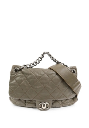 CHANEL Pre-Owned quilted shoulder bag - Grey