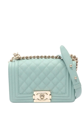 CHANEL Pre-Owned 2019 Small Quilted Caviar Boy Flap crossbody bag - Blue