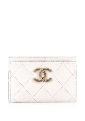 CHANEL Pre-Owned Textured CC Quilted Caviar card holder - White