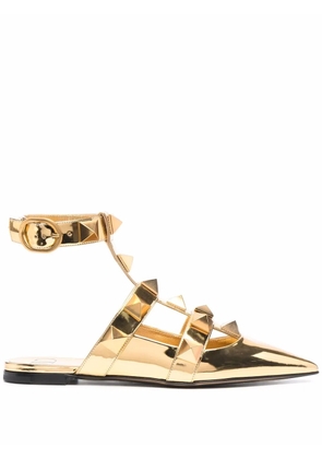 Valentino Garavani Roman Stud pointed-toe ballerina shoes - Gold