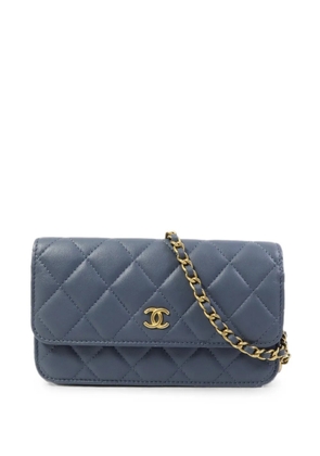 CHANEL Pre-Owned CC quilted shoulder bag - Blue