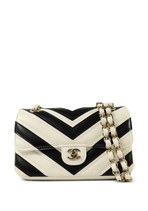 CHANEL Pre-Owned mini Flap CC turn-lock shoulder bag - White