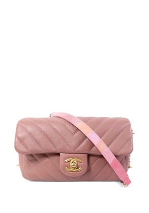CHANEL Pre-Owned turn-lock-fastening shoulder bag - Pink